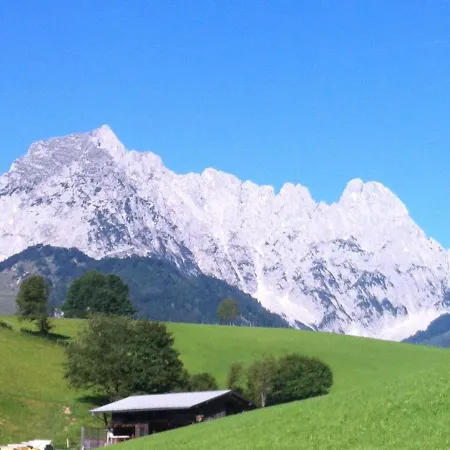 Inviting Chalet In Near Centre Apartment