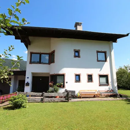 Inviting Chalet In Near Centre *