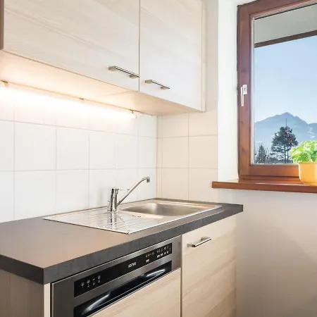 Апартаменты Inviting Chalet In Near Centre