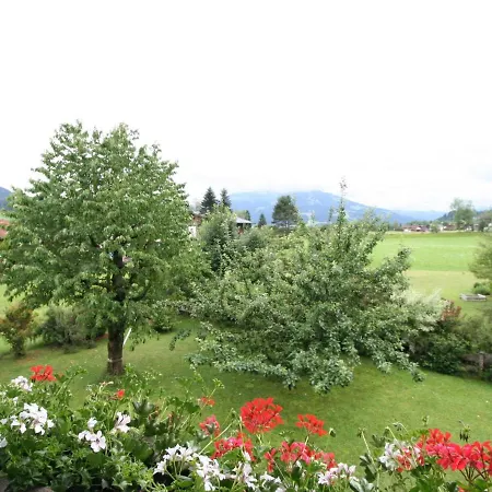 Inviting Chalet In Near Centre Бухен